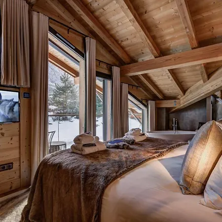 Chalet Charm Awaits: Escape To Grindelwald